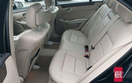 Mercedes-Benz E-Класс, 2013 год, 2 179 000 рублей, 21 фотография