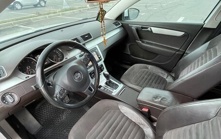 Volkswagen Passat B7, 2011 год, 1 450 000 рублей, 16 фотография