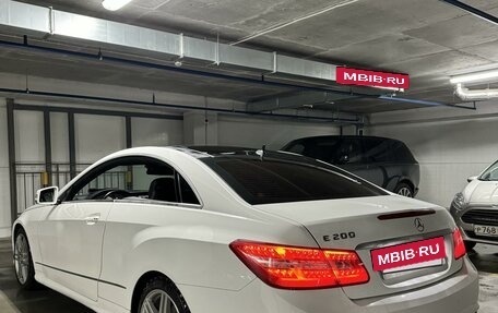 Mercedes-Benz E-Класс, 2013 год, 1 900 000 рублей, 4 фотография