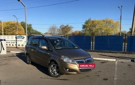 Opel Zafira B, 2013 год, 1 170 000 рублей, 8 фотография