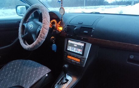 Toyota Avensis III рестайлинг, 2008 год, 1 000 000 рублей, 2 фотография