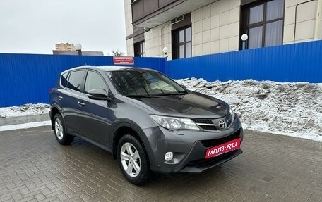 Toyota RAV4, 2013 год, 1 950 000 рублей, 7 фотография