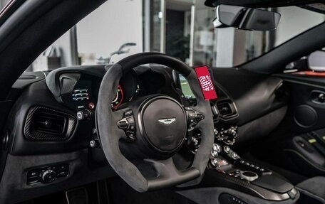 Aston Martin V8 Vantage IV, 2024 год, 23 900 000 рублей, 5 фотография