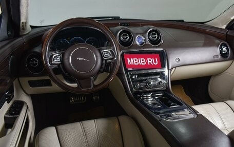 Jaguar XJ IV (X351), 2012 год, 2 499 000 рублей, 6 фотография