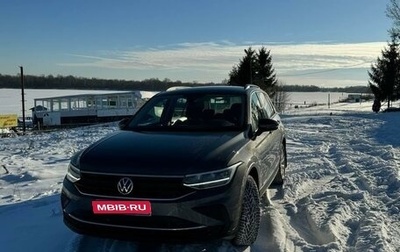 Volkswagen Tiguan II, 2021 год, 2 975 000 рублей, 1 фотография