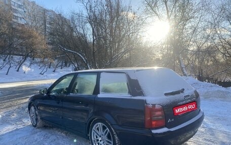 Audi A4, 1998 год, 400 000 рублей, 3 фотография