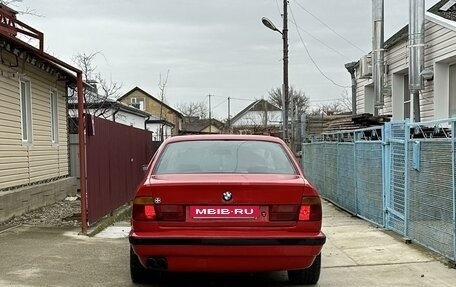 BMW 5 серия, 1988 год, 450 000 рублей, 3 фотография