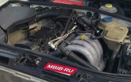 Audi A4, 1998 год, 700 000 рублей, 12 фотография