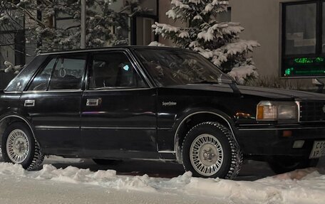 Toyota Crown, 1984 год, 439 000 рублей, 3 фотография