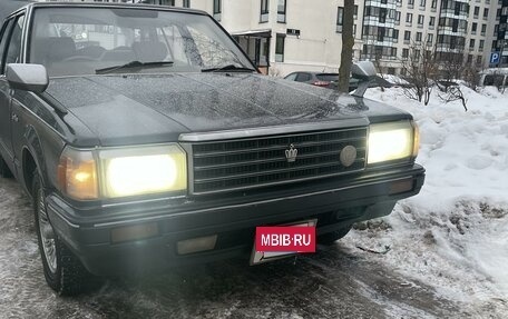 Toyota Crown, 1984 год, 439 000 рублей, 4 фотография