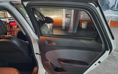 Opel Astra J, 2013 год, 1 190 000 рублей, 6 фотография