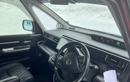 Honda Stepwgn IV, 2018 год, 2 800 000 рублей, 13 фотография