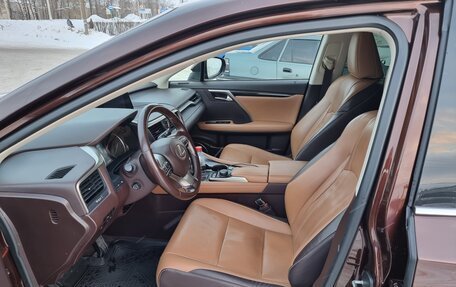 Lexus RX IV рестайлинг, 2016 год, 3 800 000 рублей, 20 фотография