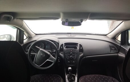 Opel Astra J, 2012 год, 920 000 рублей, 5 фотография