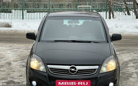 Opel Zafira B, 2011 год, 1 050 000 рублей, 3 фотография