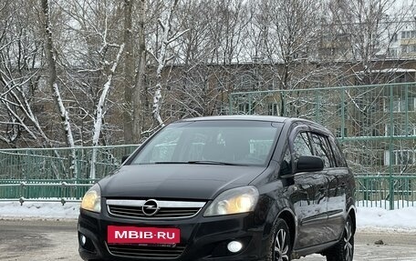 Opel Zafira B, 2011 год, 1 050 000 рублей, 2 фотография