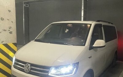 Volkswagen Caravelle T6 рестайлинг, 2017 год, 3 650 000 рублей, 1 фотография