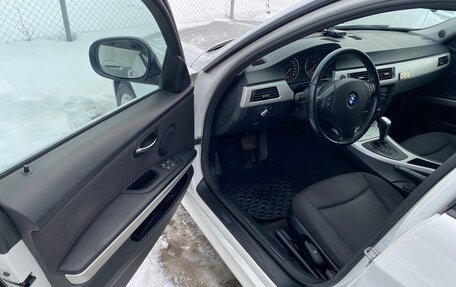 BMW 3 серия, 2011 год, 1 370 000 рублей, 7 фотография