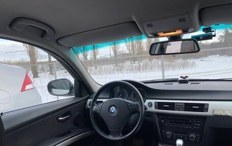 BMW 3 серия, 2011 год, 1 370 000 рублей, 10 фотография