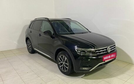 Volkswagen Tiguan II, 2019 год, 3 150 000 рублей, 3 фотография
