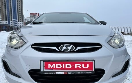 Hyundai Solaris II рестайлинг, 2011 год, 829 000 рублей, 2 фотография