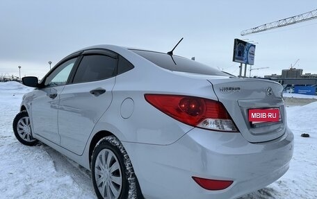 Hyundai Solaris II рестайлинг, 2011 год, 829 000 рублей, 7 фотография