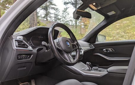 BMW 3 серия, 2021 год, 4 300 000 рублей, 3 фотография