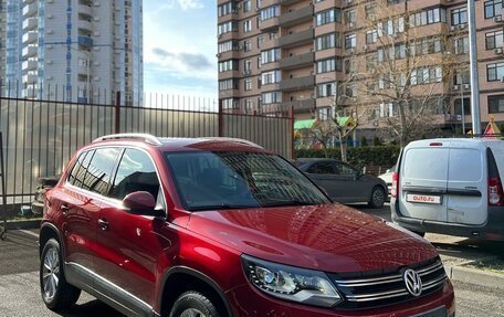 Volkswagen Tiguan I, 2012 год, 1 920 000 рублей, 2 фотография