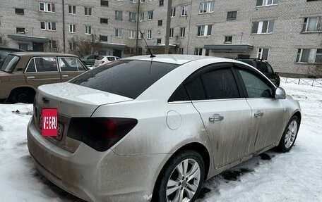 Chevrolet Cruze II, 2013 год, 700 000 рублей, 6 фотография