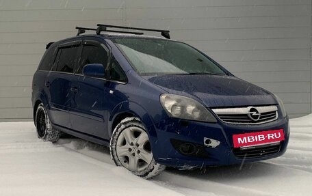 Opel Zafira B, 2011 год, 733 000 рублей, 3 фотография