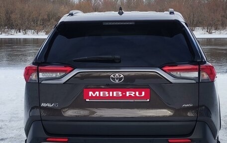 Toyota RAV4, 2021 год, 3 630 000 рублей, 11 фотография