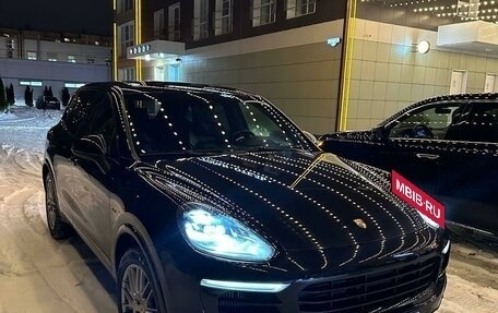 Porsche Cayenne III, 2016 год, 4 950 000 рублей, 2 фотография