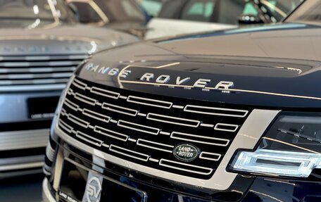 Land Rover Range Rover IV рестайлинг, 2022 год, 28 400 000 рублей, 4 фотография