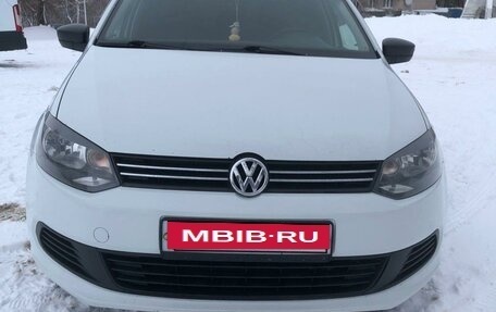 Volkswagen Polo VI (EU Market), 2014 год, 850 000 рублей, 2 фотография