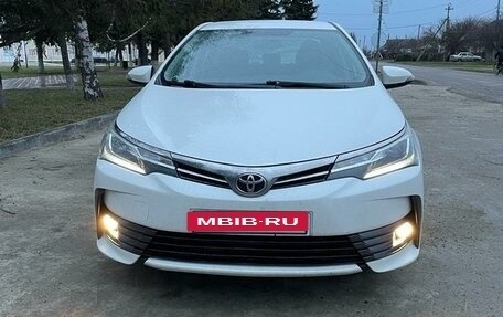 Toyota Corolla, 2018 год, 1 850 000 рублей, 3 фотография