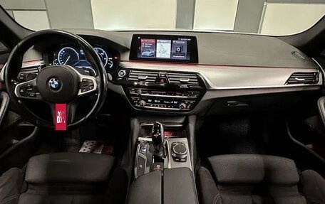 BMW 5 серия, 2019 год, 4 400 000 рублей, 9 фотография