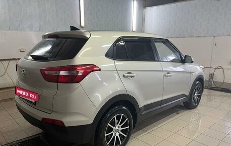 Hyundai Creta I рестайлинг, 2019 год, 1 800 000 рублей, 4 фотография