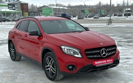 Mercedes-Benz GLA, 2019 год, 3 520 000 рублей, 2 фотография