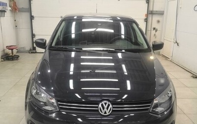 Volkswagen Polo VI (EU Market), 2013 год, 900 000 рублей, 1 фотография