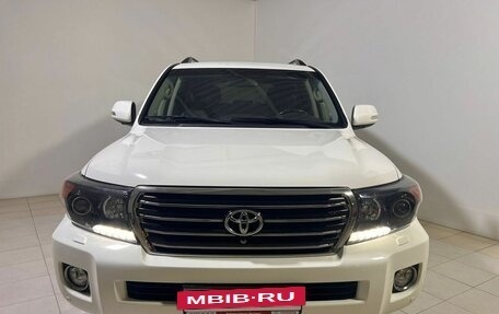 Toyota Land Cruiser 200, 2014 год, 4 650 000 рублей, 2 фотография