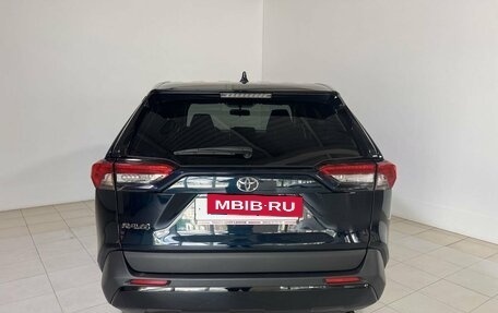 Toyota RAV4, 2019 год, 2 599 000 рублей, 5 фотография