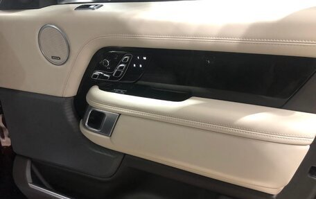 Land Rover Range Rover IV рестайлинг, 2019 год, 14 000 000 рублей, 6 фотография