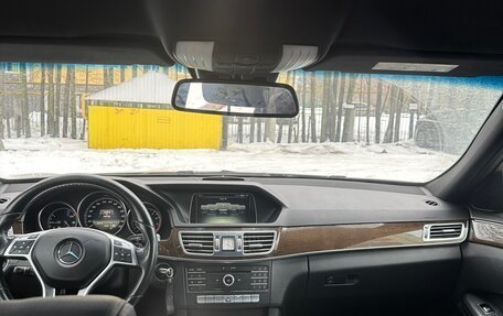 Mercedes-Benz E-Класс, 2015 год, 1 900 000 рублей, 13 фотография