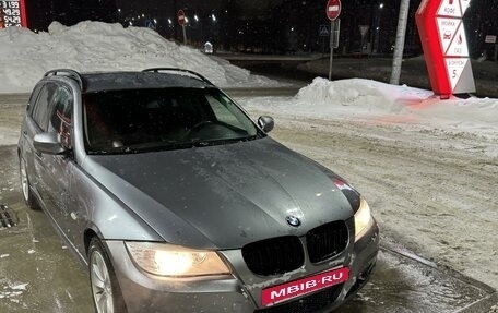 BMW 3 серия, 2009 год, 1 300 000 рублей, 12 фотография