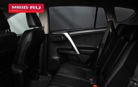 Toyota RAV4, 2017 год, 2 650 000 рублей, 8 фотография