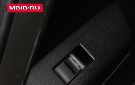 Toyota RAV4, 2017 год, 2 650 000 рублей, 14 фотография