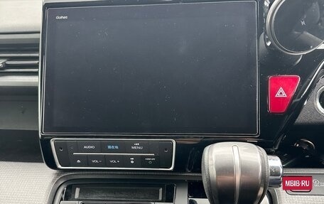 Honda Stepwgn IV, 2019 год, 2 290 000 рублей, 14 фотография
