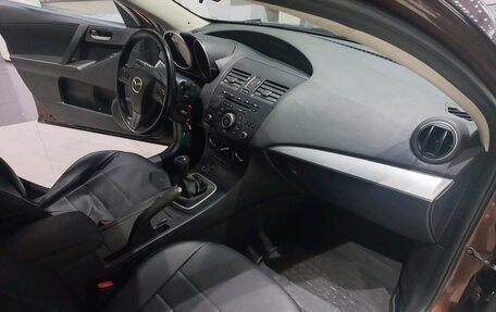 Mazda 3, 2012 год, 940 000 рублей, 13 фотография