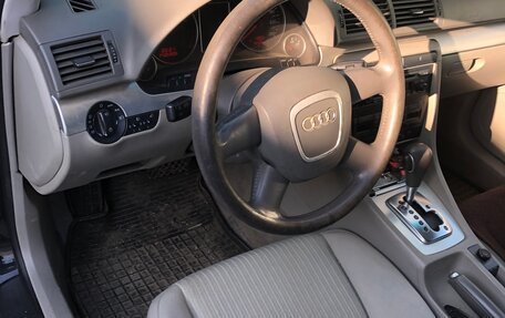 Audi A4, 2006 год, 740 000 рублей, 2 фотография