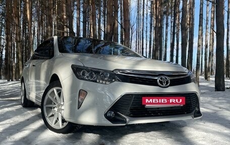 Toyota Camry, 2017 год, 2 650 000 рублей, 12 фотография